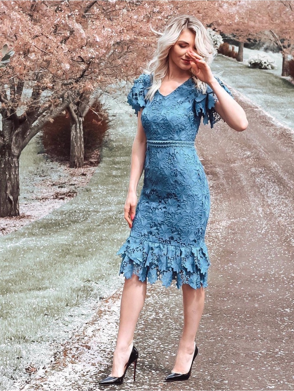 Rachel Parcell Lace flutter-sleeve Austria midi dress, blue